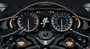 GSX1300RRQM2_instrument_cluster_1.jpg