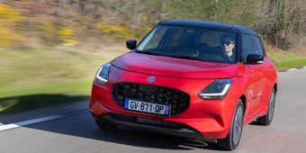 Test: Suzuki Swift door Autoreview