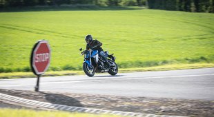 Suzuki_GSX-S950_Details_assistentiesystemen.jpg